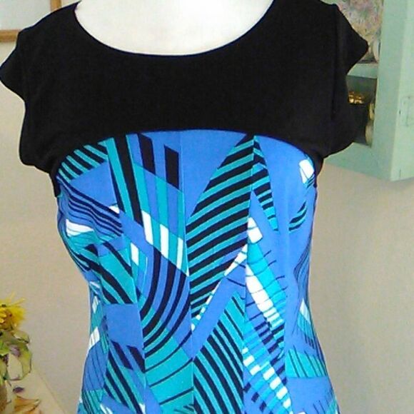 Signature by Robbie Bee - Picture 2 of 13